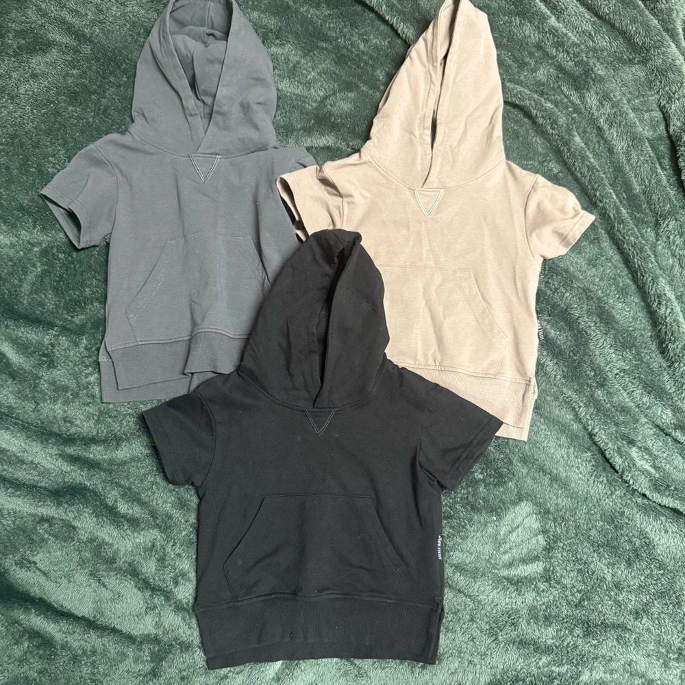 2T-3T LITTLE BIPSY SHORT SLEEVE HOODIES (3) - Picture 1 of 4